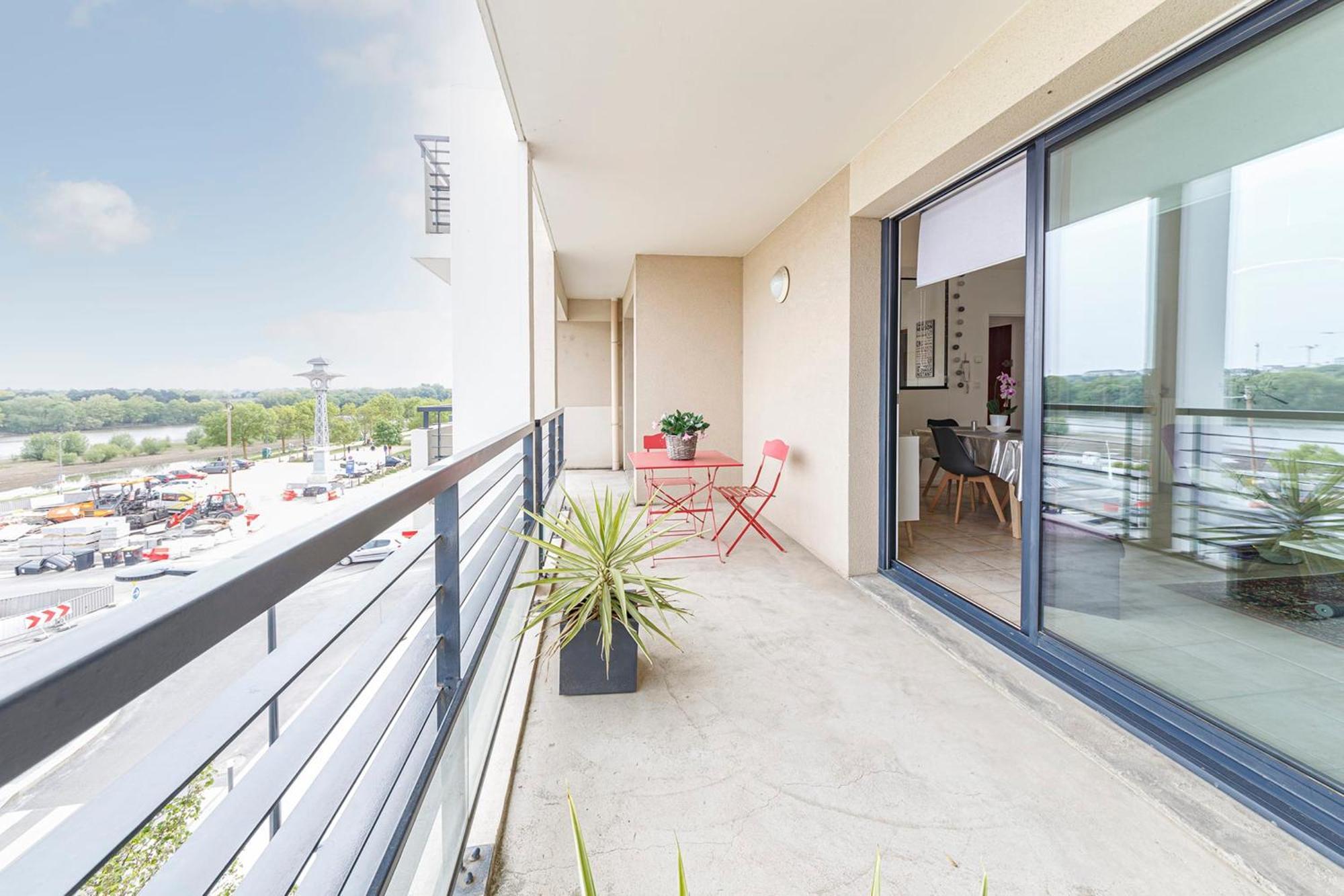 Апартаменты L'Aragon Wifi Balcon Vue La Maine Анже Экстерьер фото